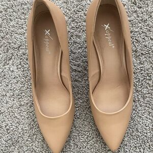 Xappeal Women's Beige Heels footbed Joya size 8 color tan